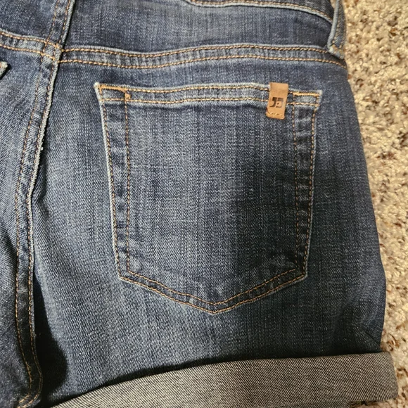 Joe's Jeans Dark Blue Rolled Hem Shorts - Picture 6 of 9
